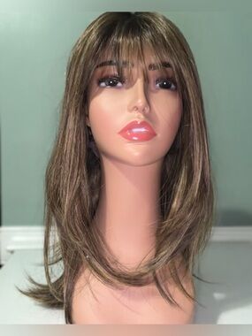 Toni Brattin wig - all grown up - heat friendly brown /blonde